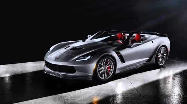 Nowa Corvette Z06 łączy torowy charakter Z06 poprzedniej generacji z potężną mocą odmiany ZR1.