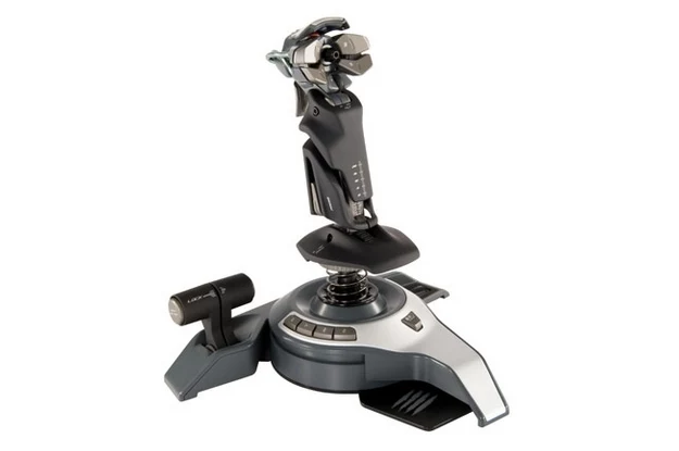 MadCatz Saitek Cyborg FLY5 –joystick rodem z kosmosu