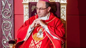 Arcybiskup Wojciech Polak w trakcie ingresu