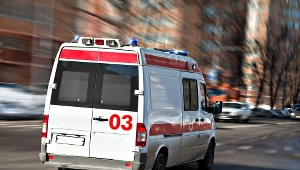 Skatowany mężczyzna w bardzo ciężkim stanie trafił do szpitala