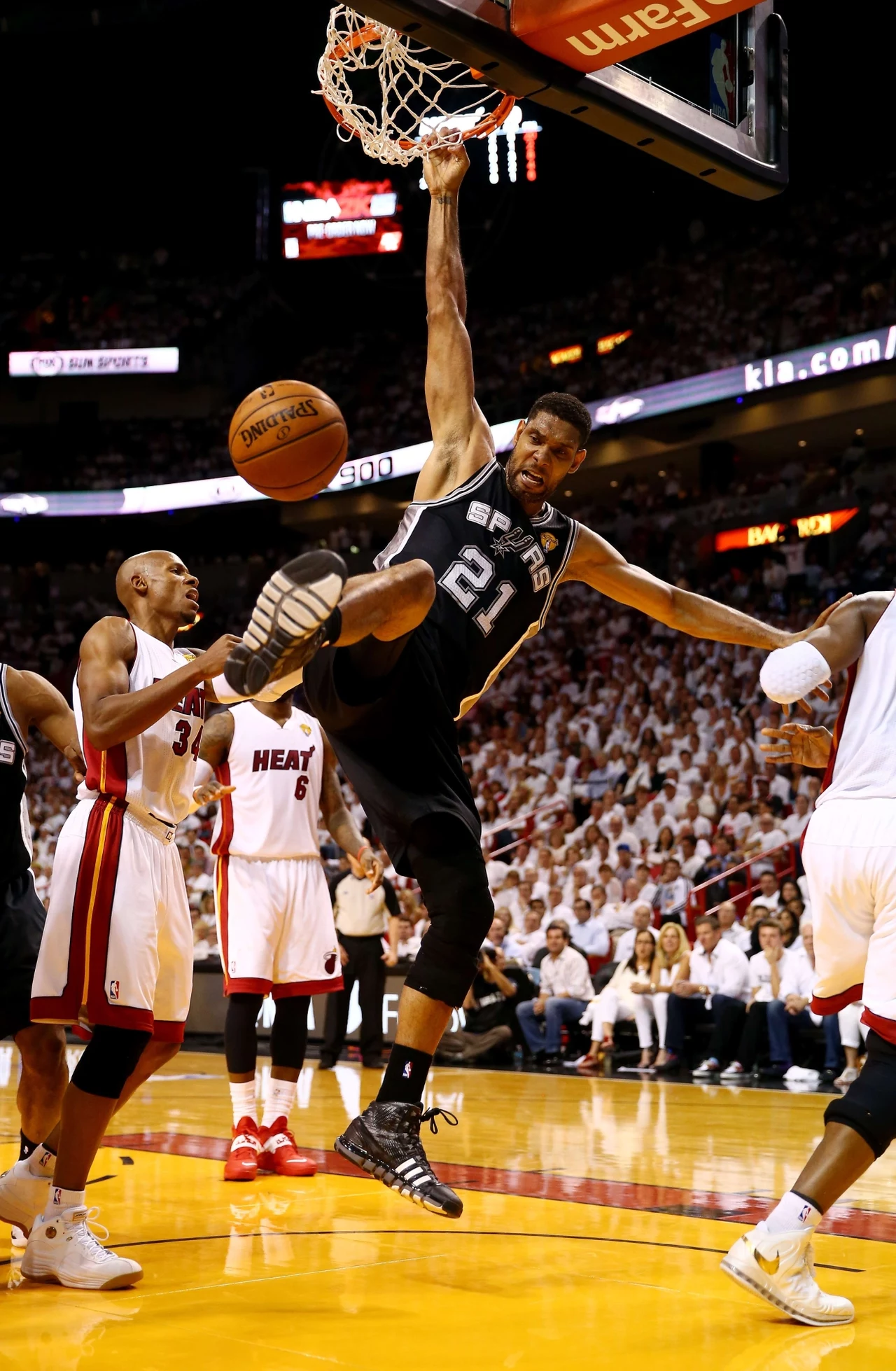 Tim Duncan - lider Spurs