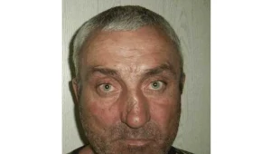 Podejrzany mężczyzna