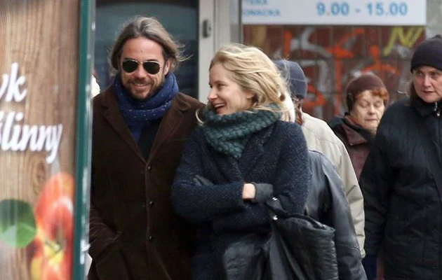 Wybranek Magdy Cieleckiej oficjalnie jest mężem innej kobiety Wybranek Magdy Cieleckiej oficjalnie jest mężem innej kobiety