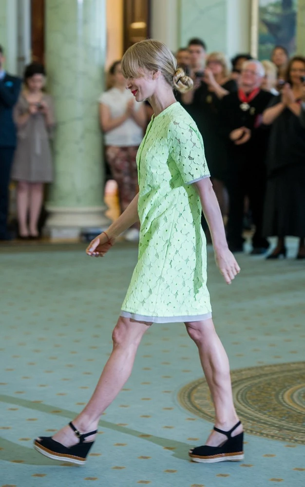 Magda Cielecka została odznaczona ostatnio przez prezydenta za zasługi dla polskiej kultury Magda Cielecka została odznaczona ostatnio przez prezydenta za zasługi dla polskiej kultury