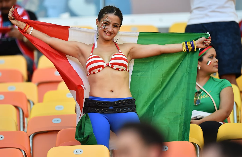 Dziewczyny na meczach Mundialu 2014 Dziewczyny na meczach Mundialu 2014