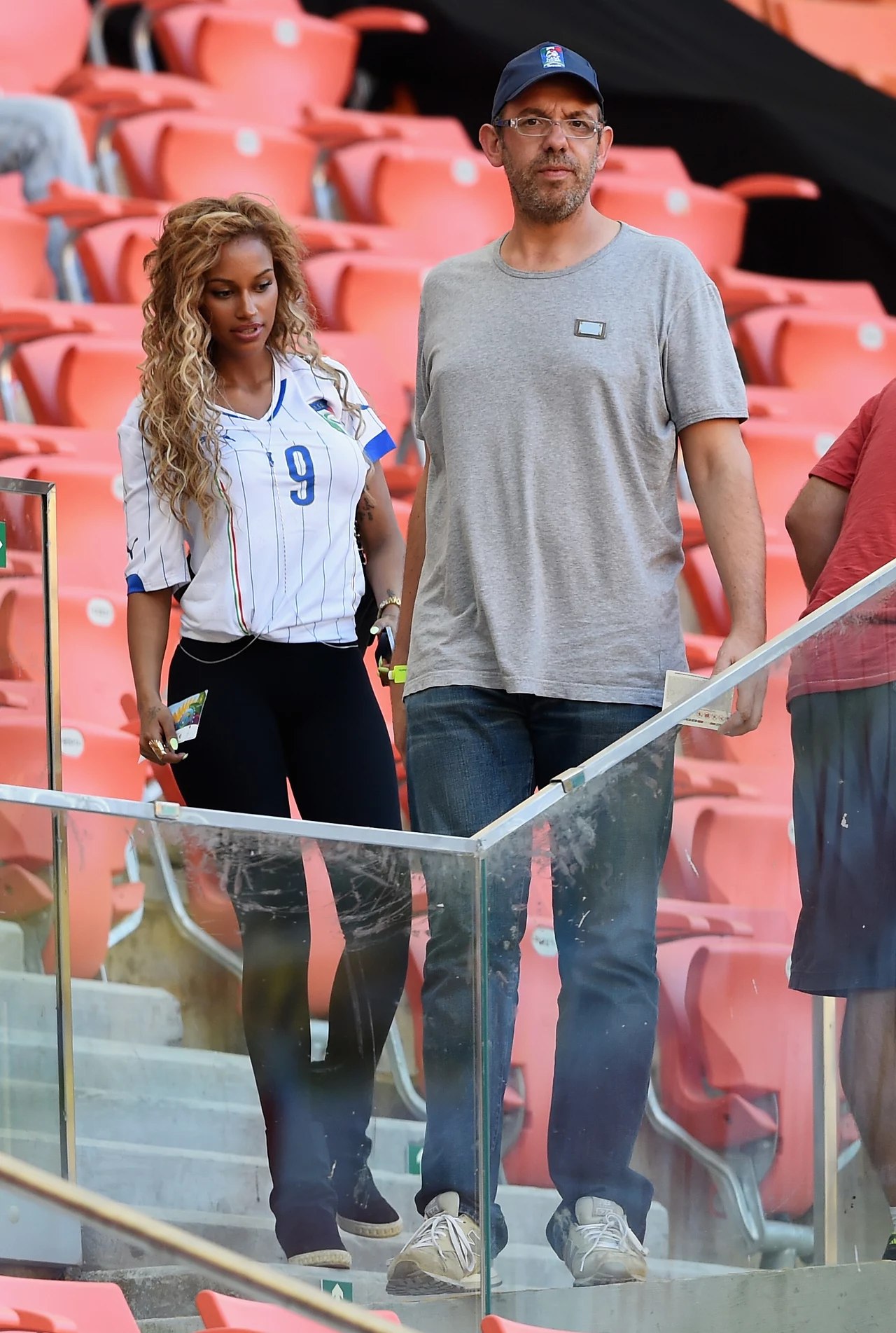 Fanny Neguesha Fanny Neguesha