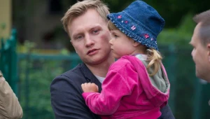 Igor (Jakub Wesołowski) wyjedzie z córką do Madrytu. 