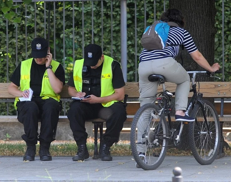 Rowerzysta może dostać mandat za wiele wykroczeń