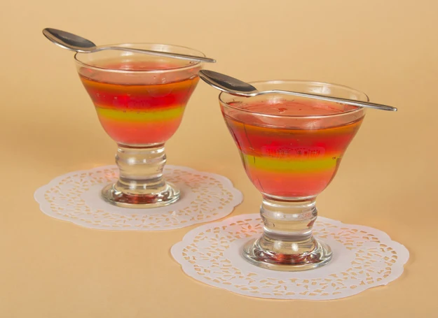 Owocowa galaretka to smaczna i zdrowa propozycja na świąteczny deser dla całej rodziny Owocowa galaretka to smaczna i zdrowa propozycja na świąteczny deser dla całej rodziny