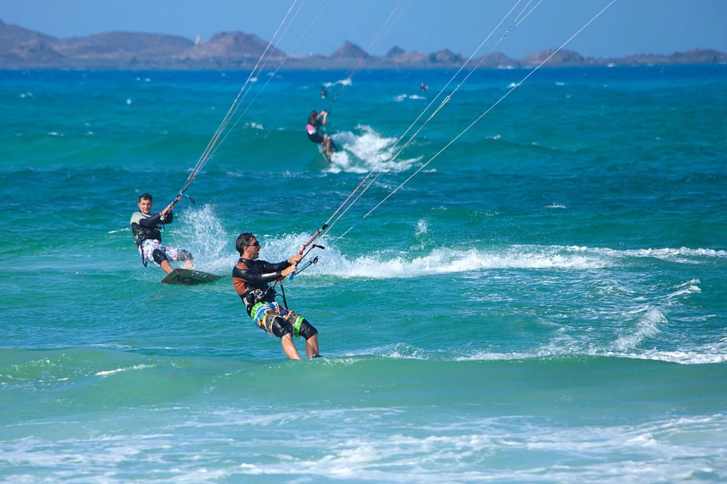 Wyspa jest jednym z ulubionych miejsc windsurferów