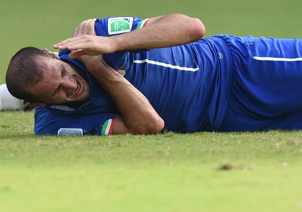 Giorgio Chiellini, "ofiara" Suareza