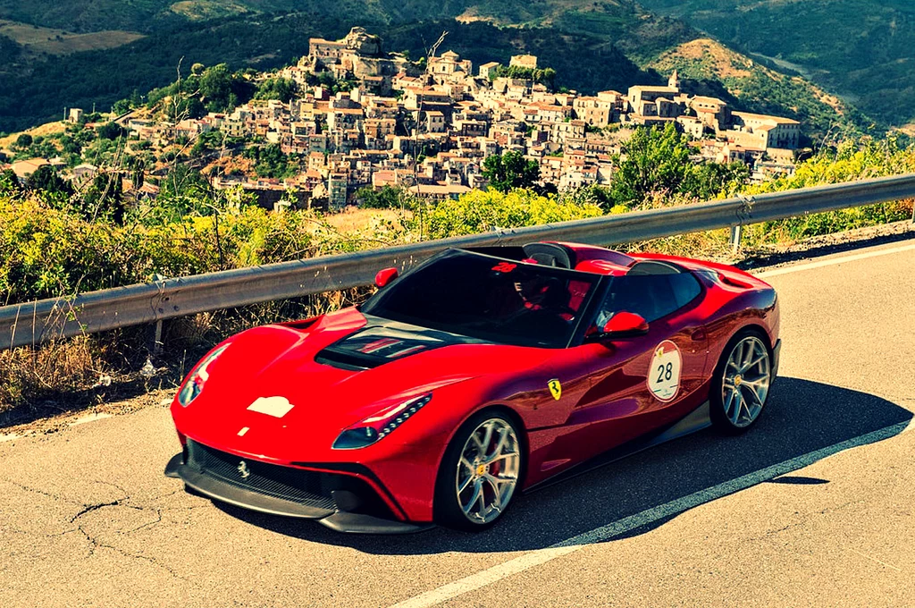 Ferrari F12 TRS - samochód marzeń warty ponad 4 miliony "zielonych"...