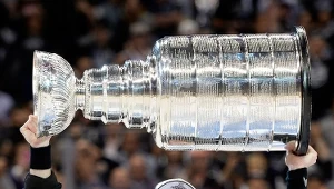 Marian Gaborik z Pucharem Stanleya