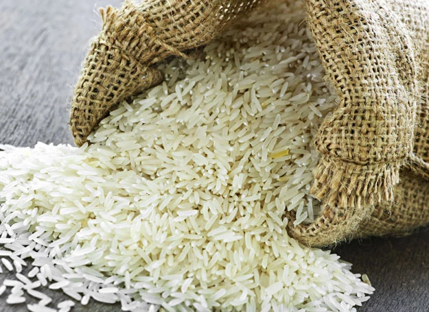 Aby ryż był lekki, smaczny i sypki koniecznie namocz go przed ugotowaniem