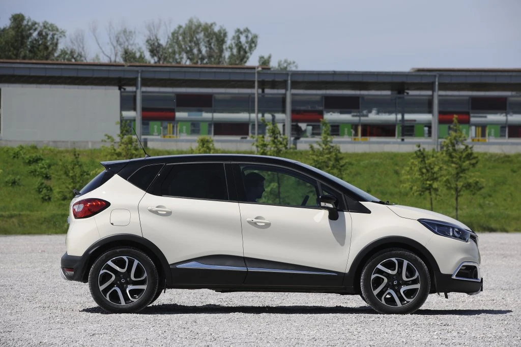 Renault Captur TCe 120 EDC Intens Renault Captur TCe 120 EDC Intens