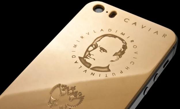 iPhone 5s Supremo Putin. Fot. Caviar Italy 