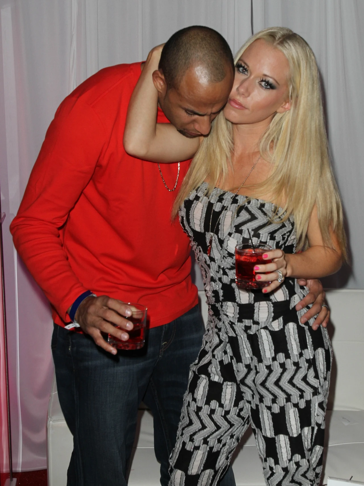 Kendra Wilkinson z mężem Kendra Wilkinson z mężem