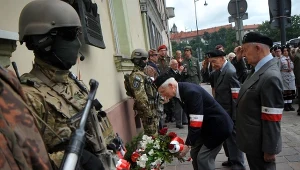 Zeszłoroczne uroczystości upamiętniające zamach na Koppego przy ul. Powiśle w Krakowie