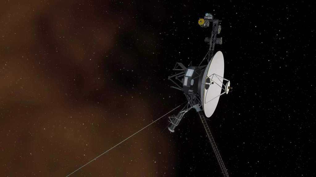 Do sondy Voyager 1 wciąż docierają słoneczne "tsunami"