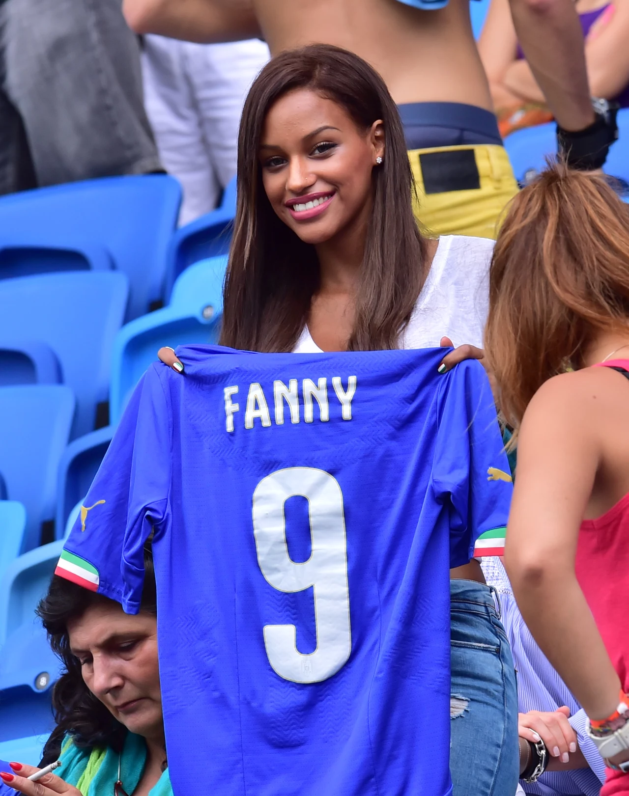 Fanny Neguesha Fanny Neguesha