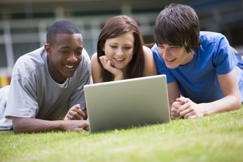 Laptop najważniejszym wyposażeniem studenta