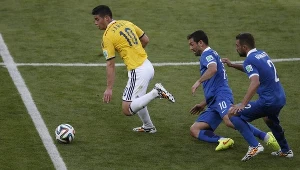James Rodriguez był poza zasięgiem obrony rywali