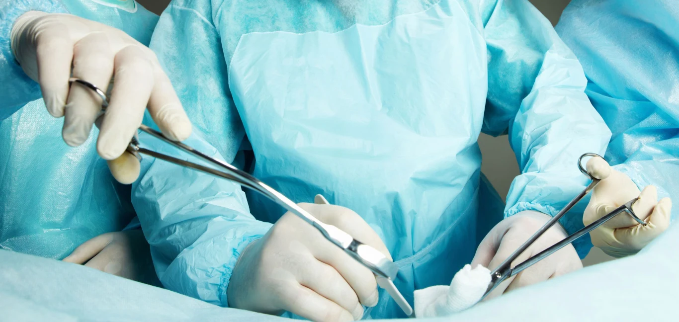 Szpital w Hrubieszowie zoperował pacjentce nie tę rękę, co trzeba. Szpital w Hrubieszowie zoperował pacjentce nie tę rękę, co trzeba.