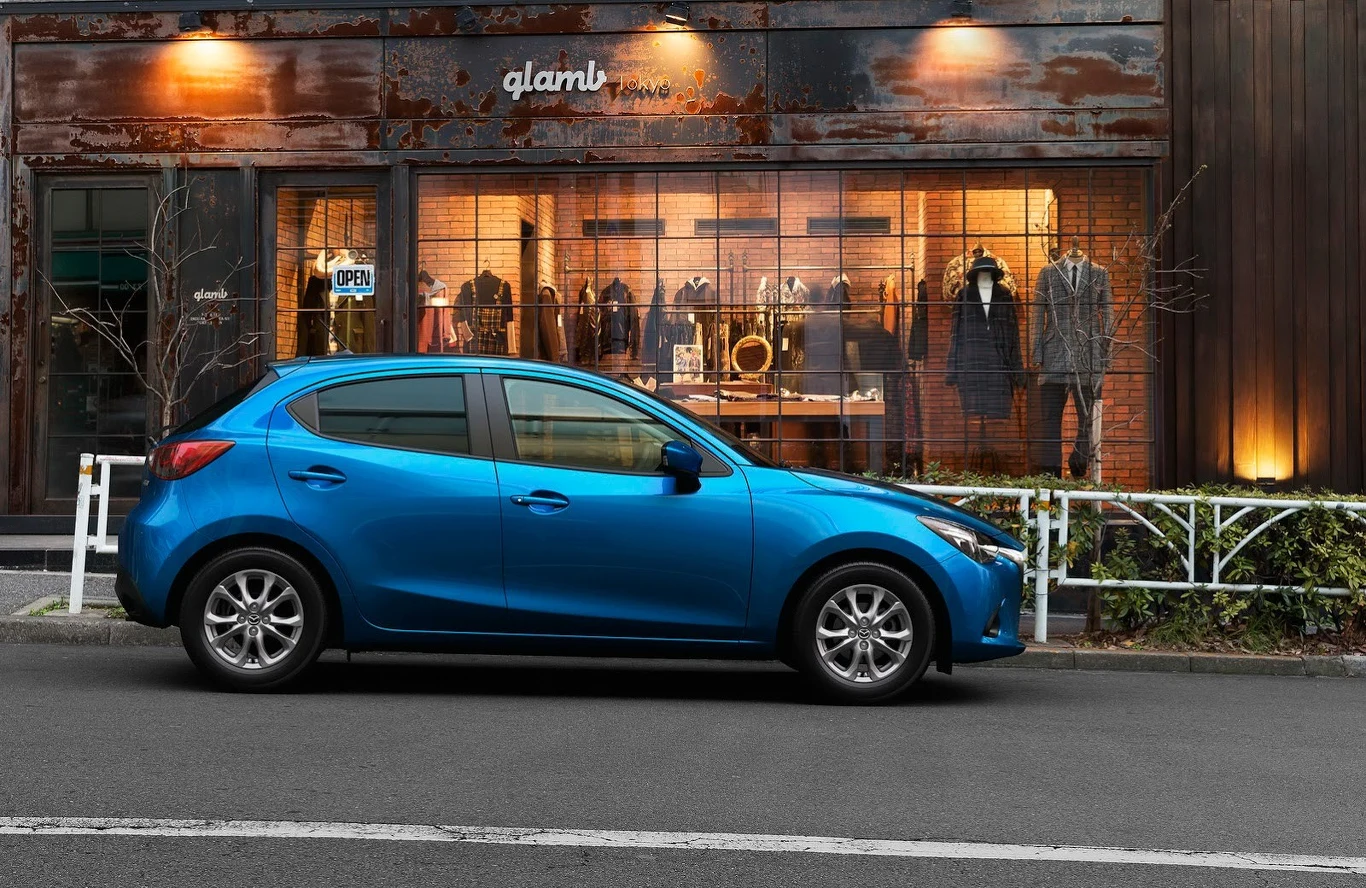 Mazda 2/Demio (2015)