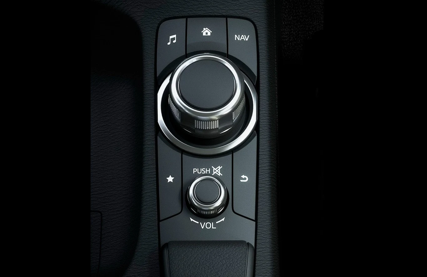 Mazda 2/Demio (2015)
