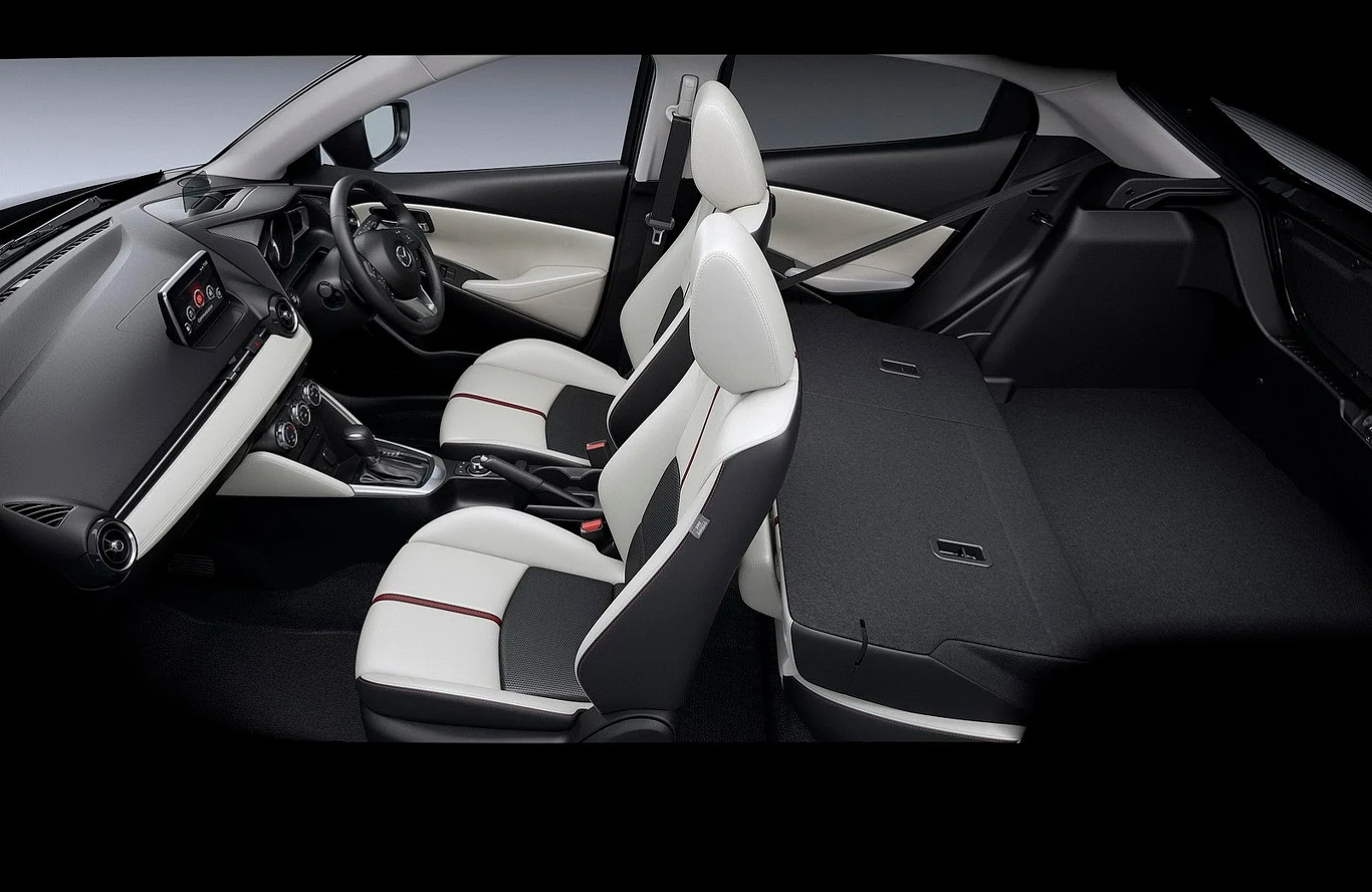 Mazda 2/Demio (2015)