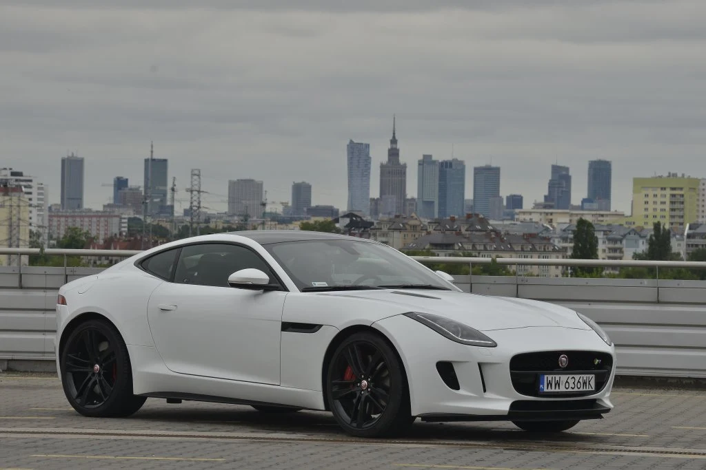 Jaguar F-Type Coupe R