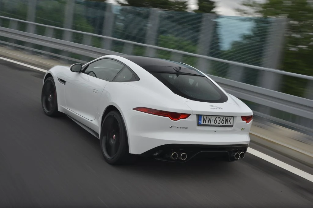 Jaguar F-Type Coupe R