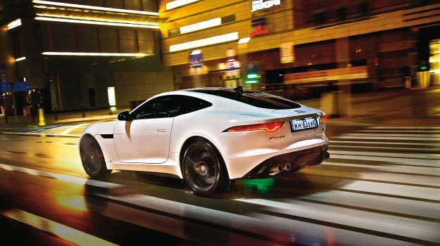 Jaguar F-Type Coupe R - test