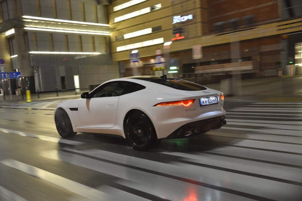 Jaguar F-Type Coupe R