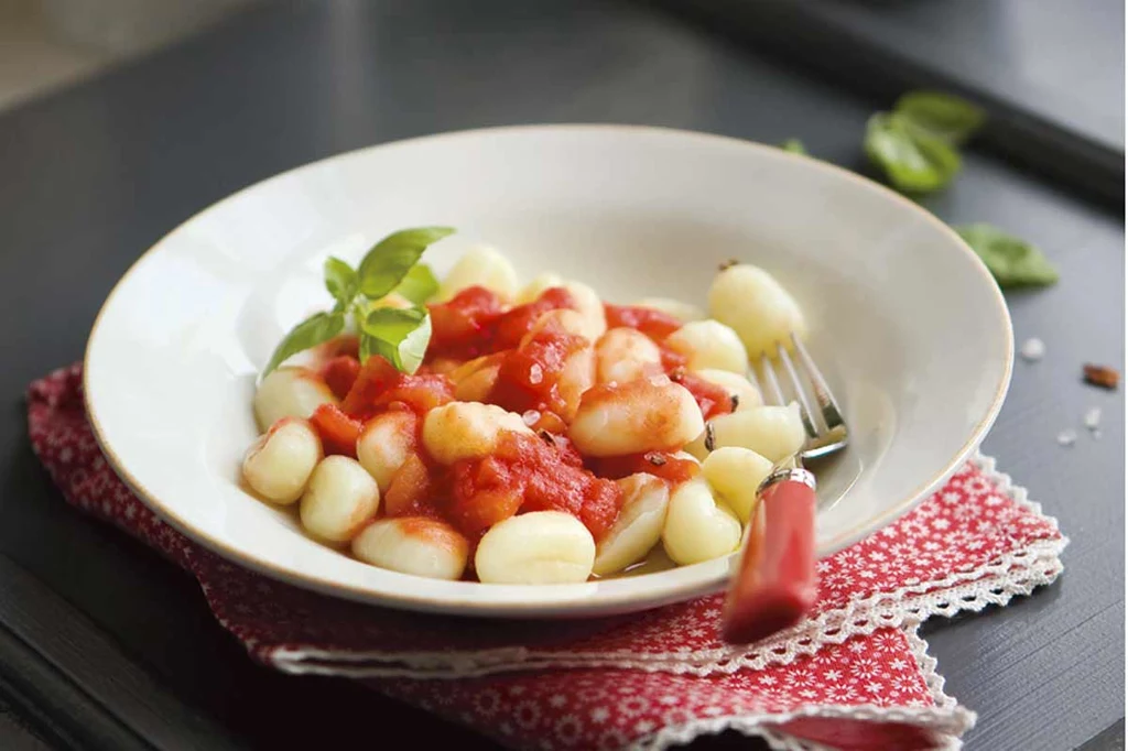 Gnocchi z sosem z pieczonych pomidorów, fot. Eliza Mórawska Gnocchi z sosem z pieczonych pomidorów, fot. Eliza Mórawska