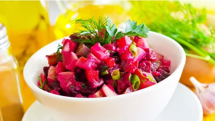 Sałatka z buraków to dobry pomysł na drugie śniadanie