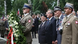Uroczystości przed pomnikiem Gloria Victis 