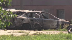 Podpalenie radiowozów w Warcie. Podejrzani w rękach policji