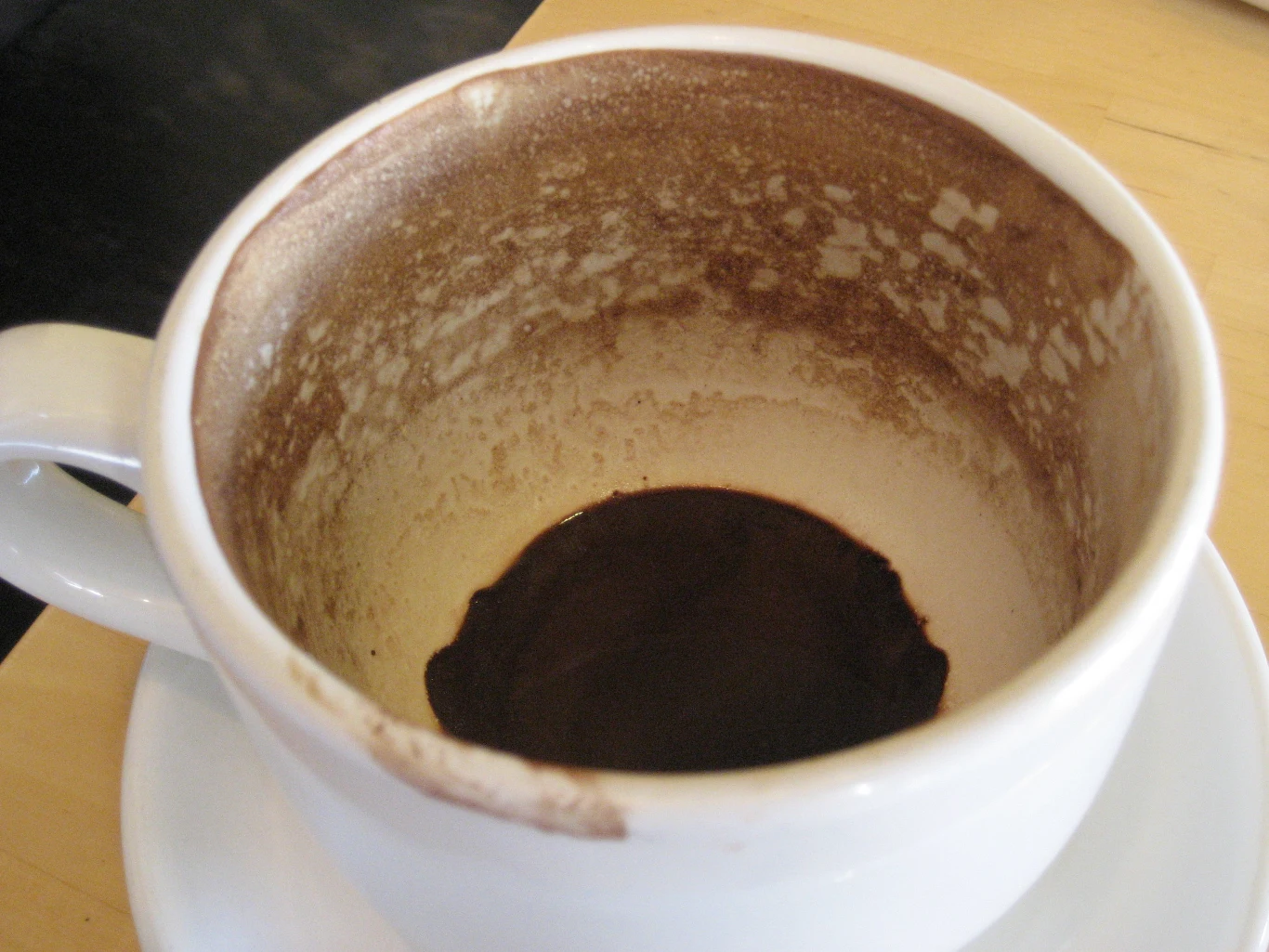 Fusy można bez problemu wyrzucać do pojemnika na odpady bio.