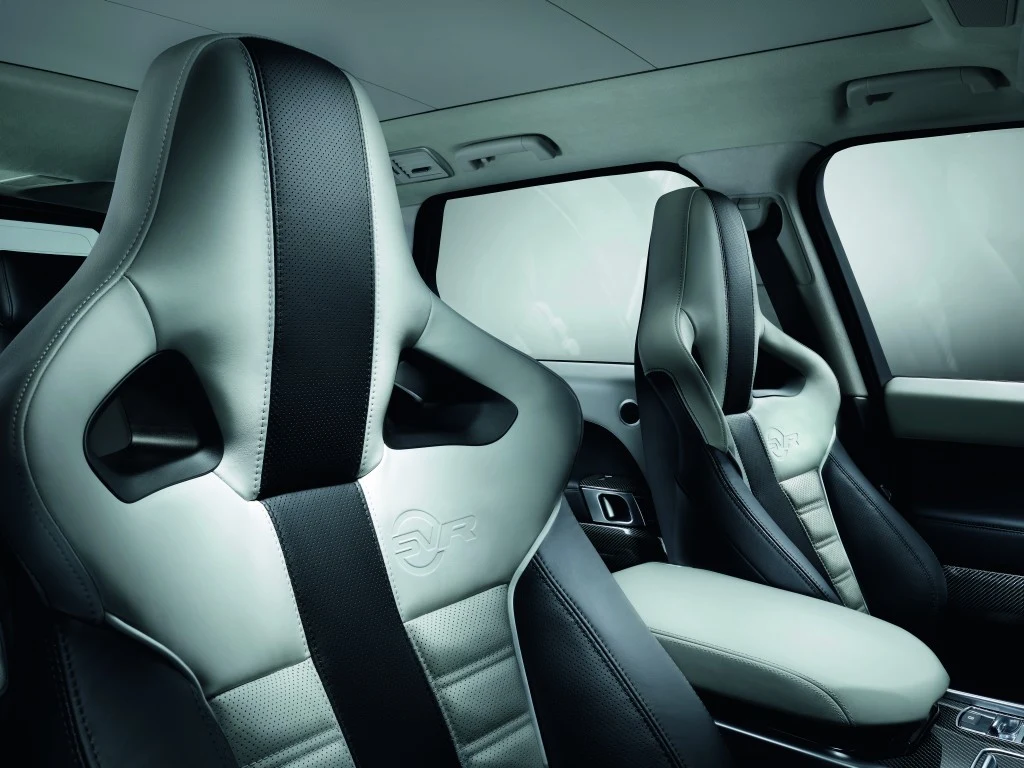 Range Rover Sport SVR (2015) Range Rover Sport SVR (2015)