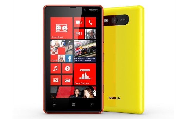 Nokia Lumia 820 spodziewa się następczyni