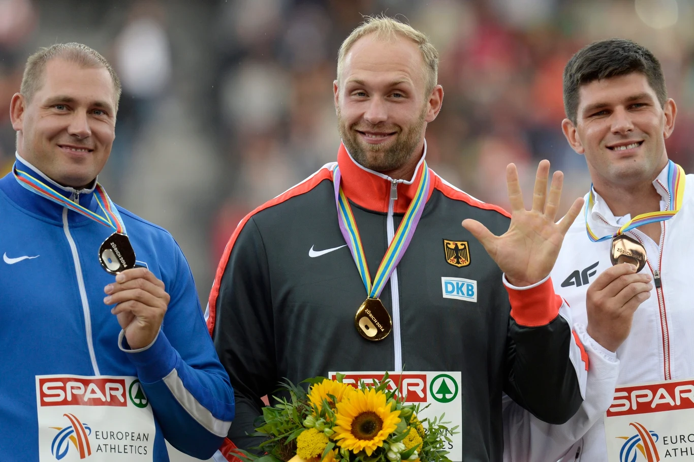 Srebrny Gerd Kanter, złoty Robert Harting i brązowy Robert Urbanek