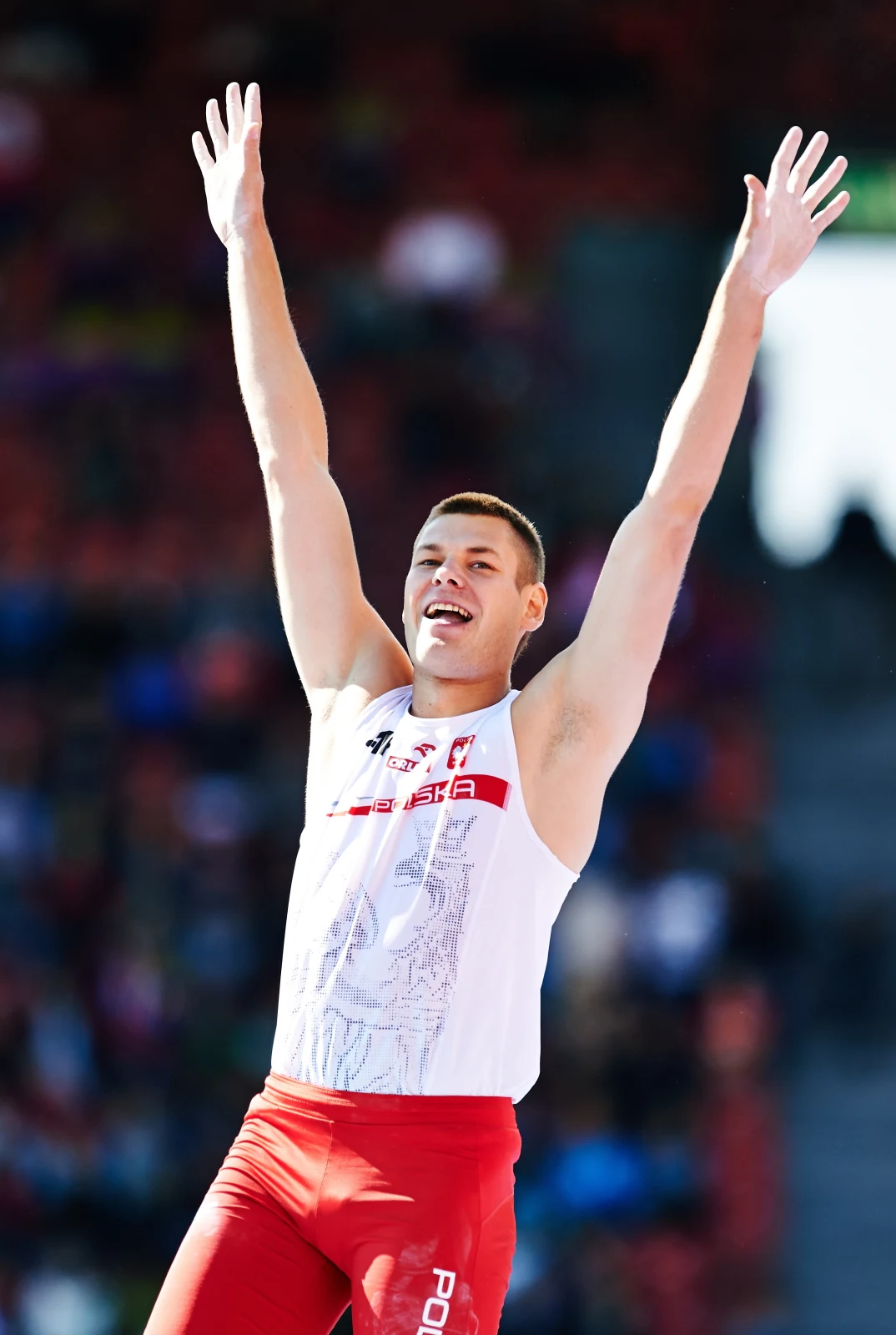 Paweł Fajdek w rzucie młotem, Paweł Wojciechowski w skoku o tyczce i Joanna Jóźwik w biegu na 800 metrów wywalczyli w sobotę medale lekkoatletycznych ME