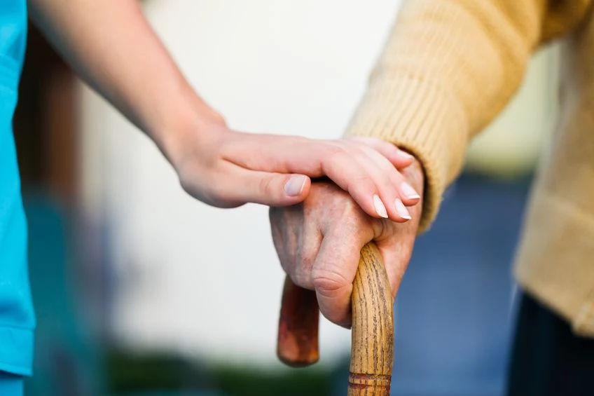 Działanie młodej krwi wkrótce zostanie przetestowane na osobach z chorobą Alzheimera