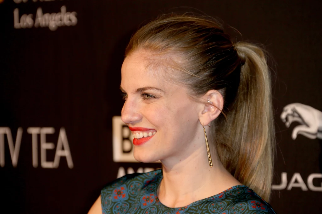 Anna Chlumsky Anna Chlumsky
