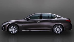 Wydłużone Infiniti Q50