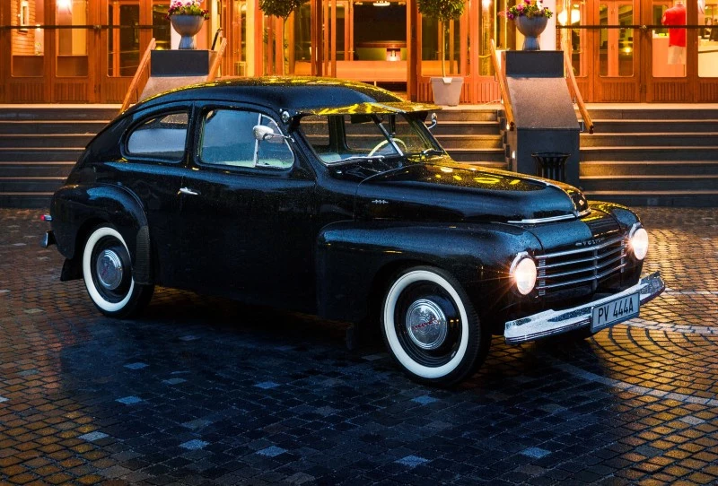 Volvo PV444