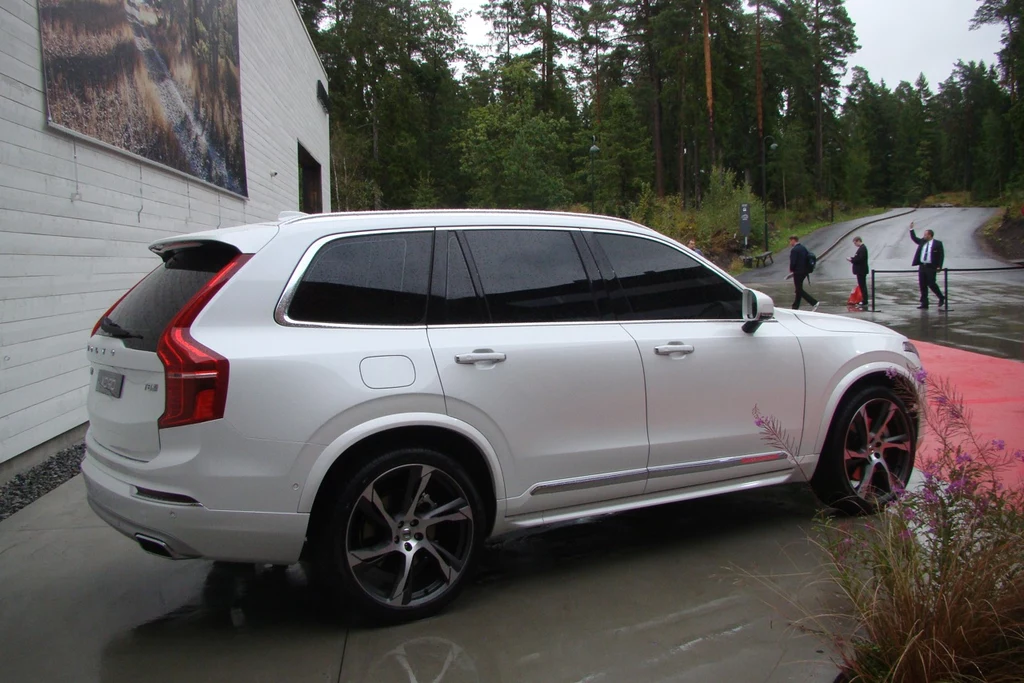 Volvo XC90