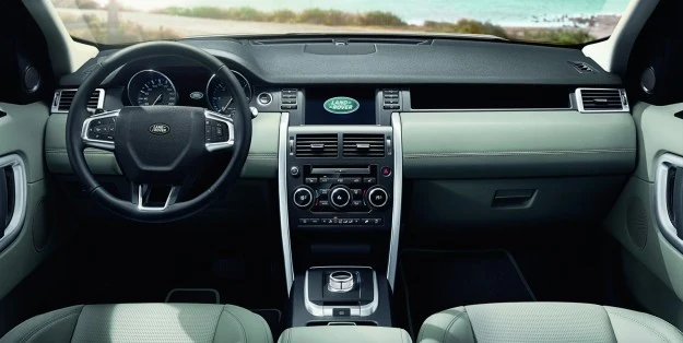 Land Rover Discovery Sport (2015)