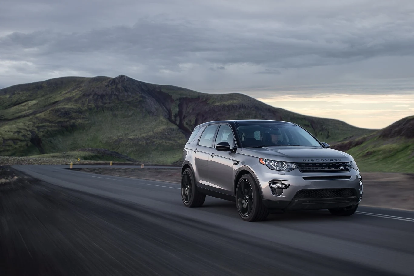 Land Rover Discovery Sport (2015)
